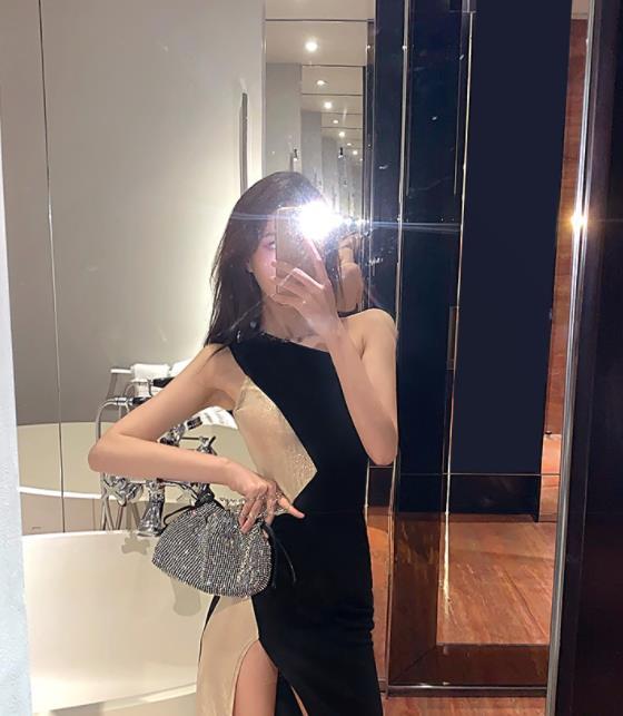 丰满型一级少妇的迷人魅力，展现成熟女性风采，打造性感优雅气质