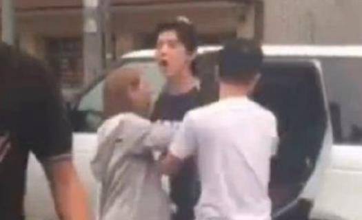 大学生做爱全过程免费视频曝光，真实记录校园情侣亲密时刻，引发热议与思考
