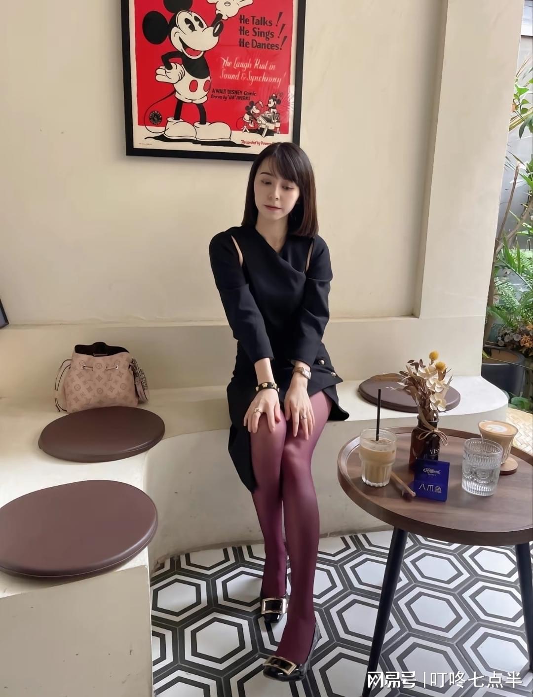 丝袜丝交袜交XXX浜的魅力与穿搭技巧，探索时尚潮流，展现独特个性