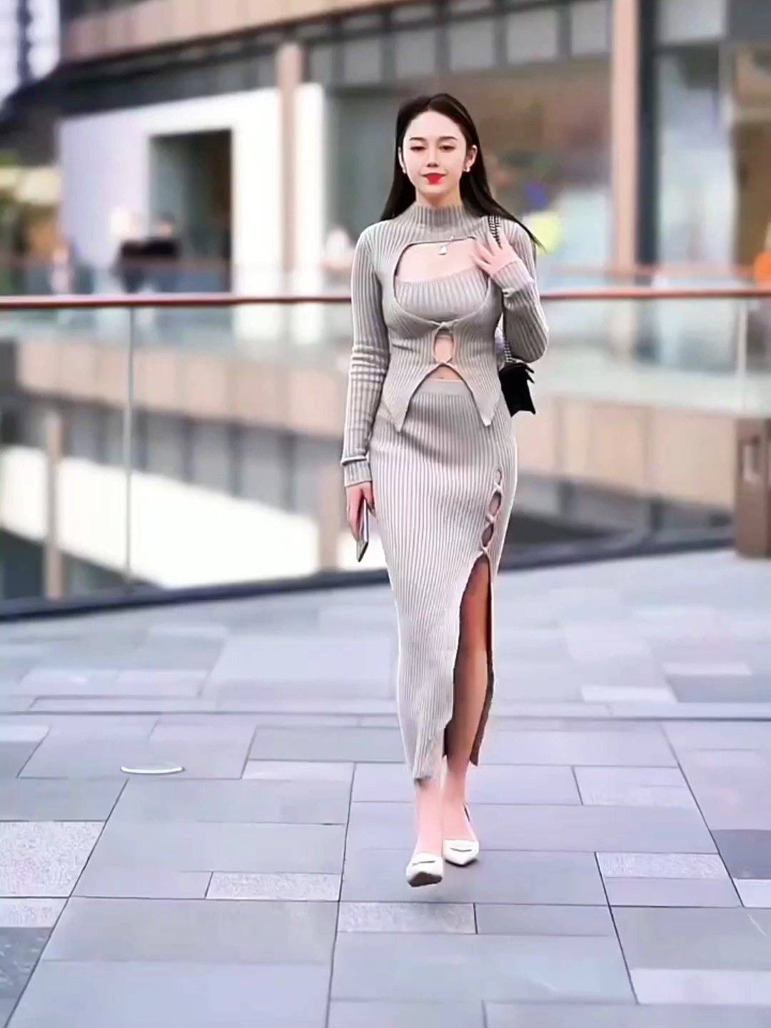 国产美女裸体视频惊艳呈现,完美身材,极致诱惑,让人心动不已 国产美女裸体视频惊艳呈现,完美身材,极致诱惑,让人心动不已