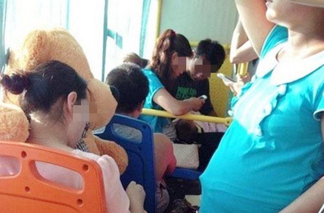 孕妇疯狂做爱引发热议，专家提醒孕期安全，夫妻需谨慎对待