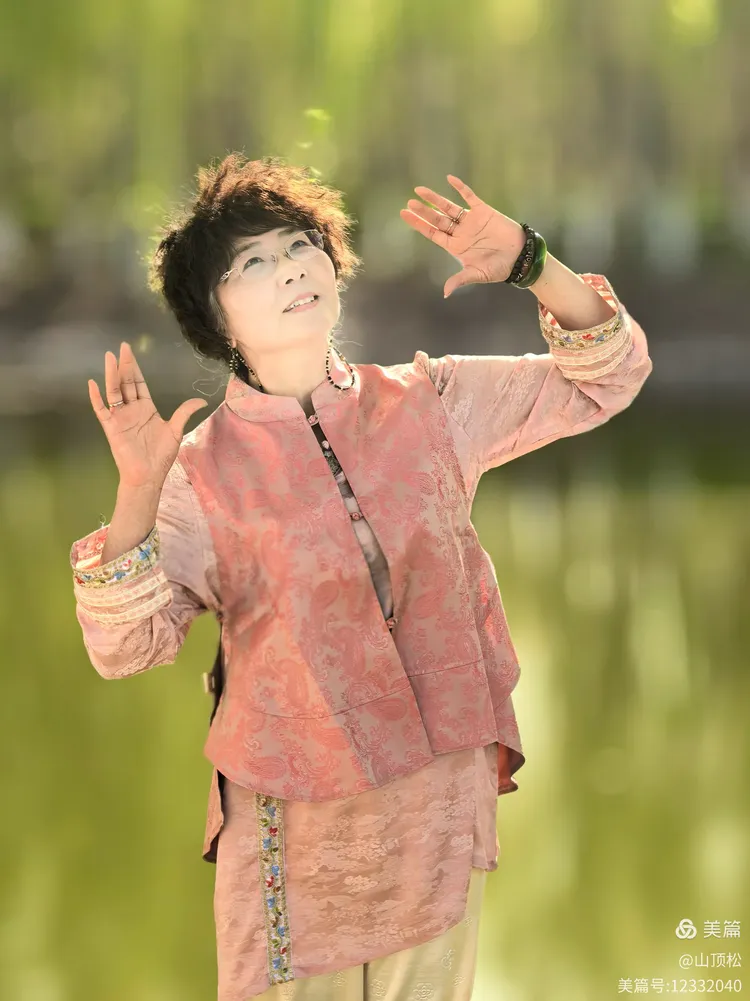 2.重温欧美老女人毛片，怀旧经典，激情再现，感受岁月魅力