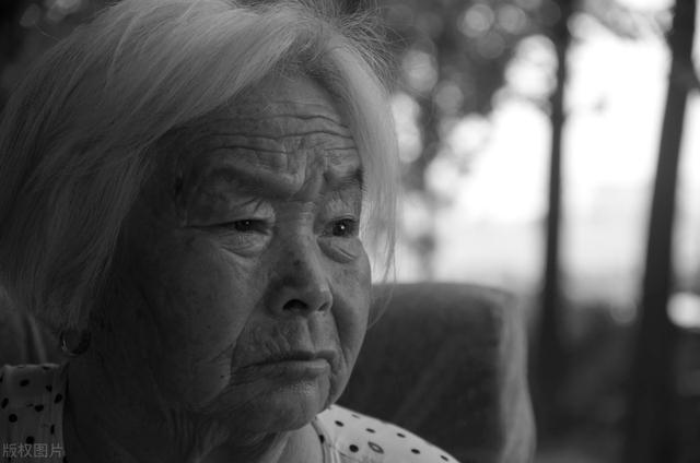 2.特黄老太婆AAA的离奇人生，背后真相令人震惊，细节首次曝光