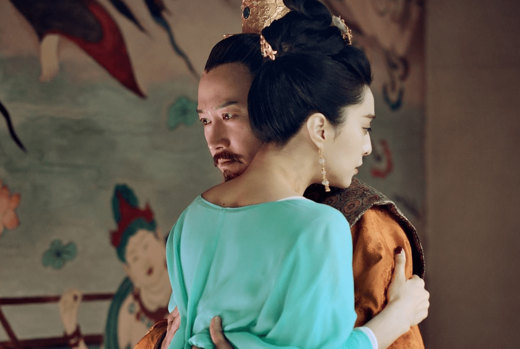 我和亲妹疯狂做爱背后的秘密，禁忌之恋的真相，情感纠葛与道德挣扎