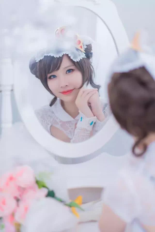 国产美女一级特黄大片惊艳上线，高颜值女神激情演绎，视觉盛宴引爆全网热议