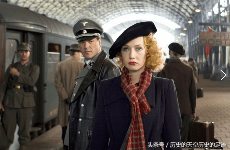 法国女人浪漫爱情视频浜 优雅风情，迷人瞬间，巴黎夜色下的爱情故事