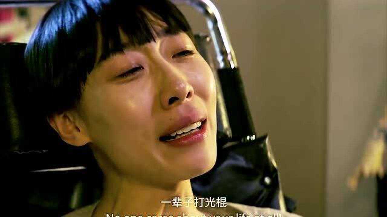 老女人老妇视频播放精彩瞬间，感人片段，真实记录生活点滴