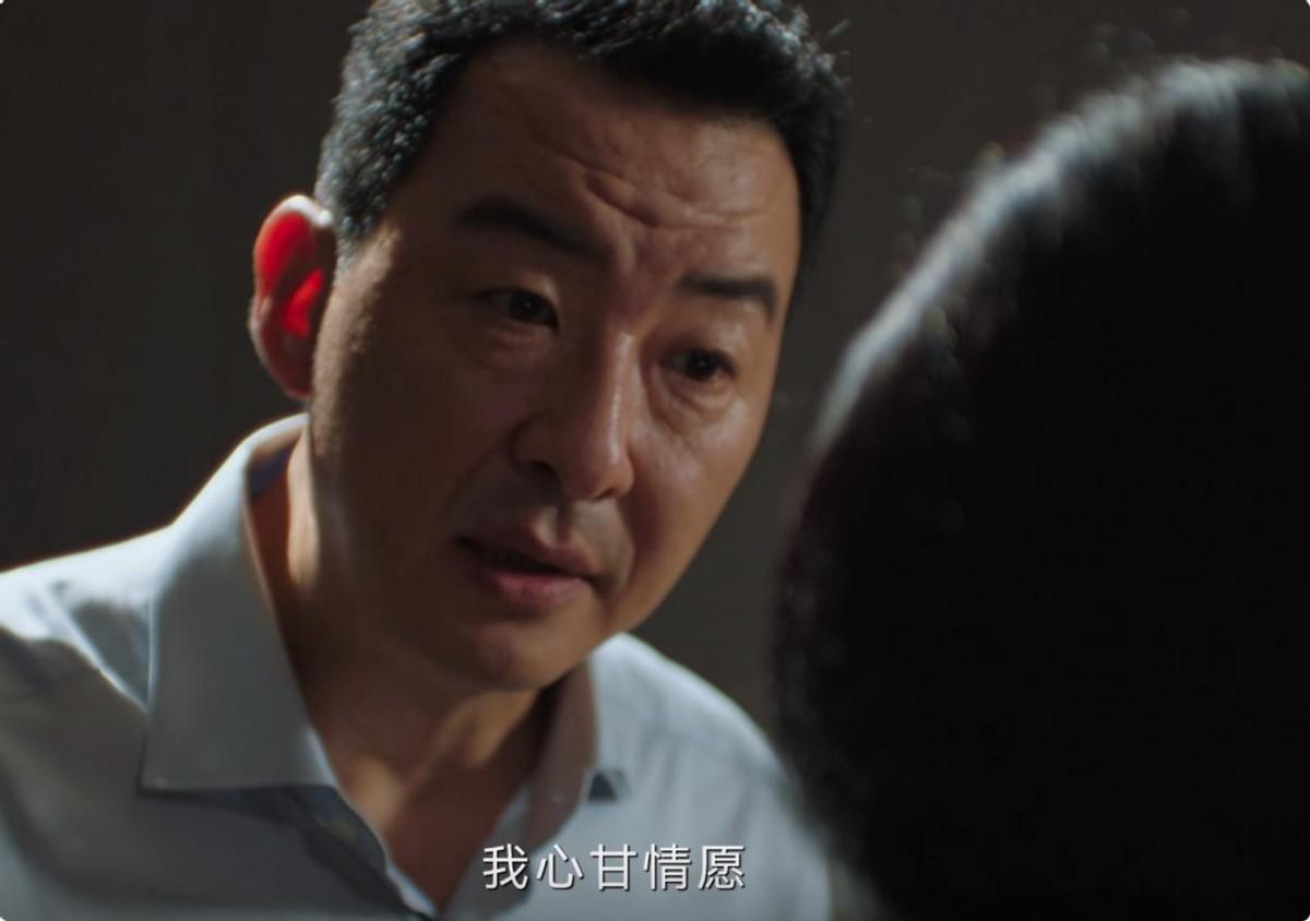日韩一级片播放量飙升引发热议，观众热议剧情与演技，探讨文化差异与市场趋势