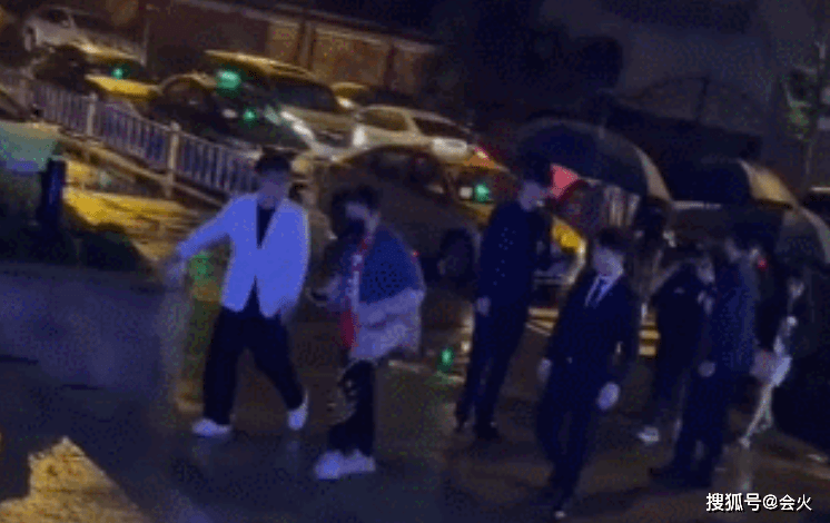 夜夜嗨性色一区二区探秘，解锁深夜娱乐新玩法，体验激情与放松的完美融合