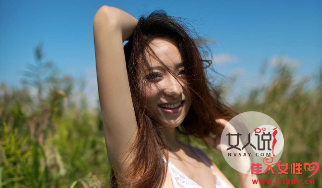 人妻久违的温柔，岁月沉淀的爱意，幸福家庭的美好时光
