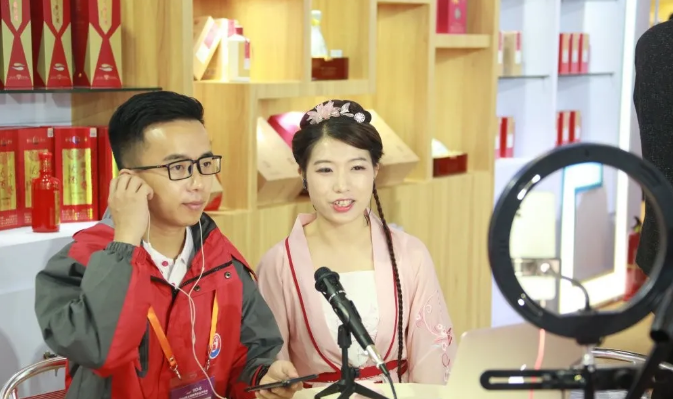 1.熟女富婆啪视频惊艳上线引爆全网