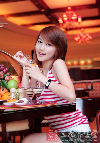 中国肥胖太太浜健康危机，减重挑战迫在眉睫，家庭饮食需警惕