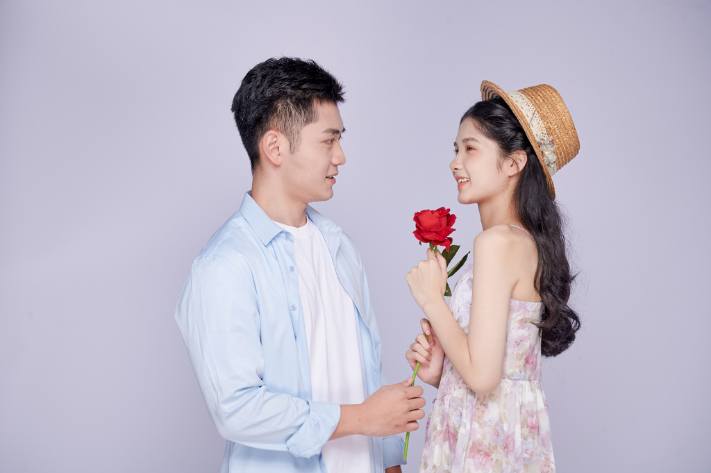 99热婷婷一区二区三区蜜月之旅,浪漫甜蜜,探索蜜月胜地,享受二人世界,留下难忘回忆 99热婷婷一区二区三区蜜月之旅,浪漫甜蜜,探索蜜月胜地,享受二人世界,留下难忘回忆