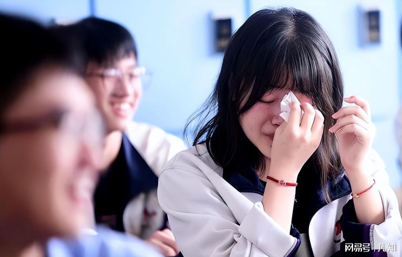 1.处破高中女校花疼哭了伤心欲绝