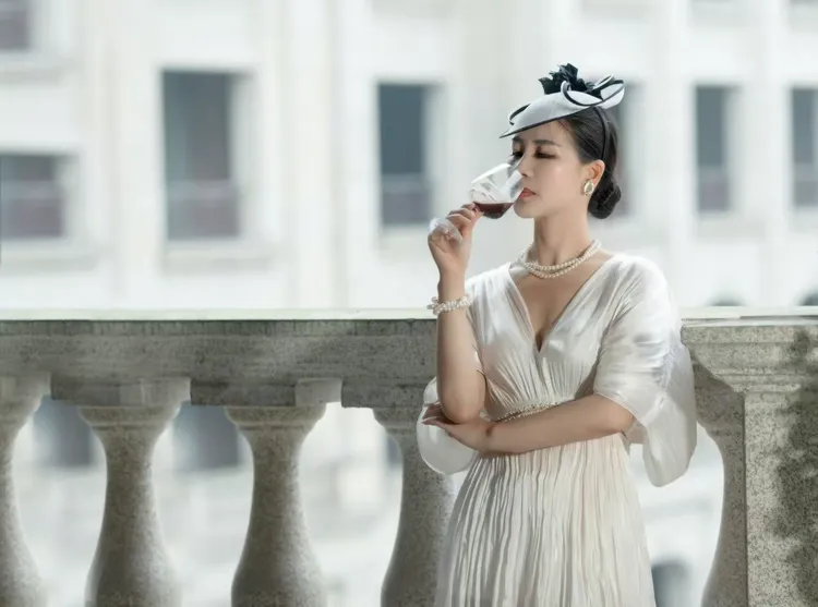 3.重温欧美老肥婆的经典，优雅，自信，时尚传奇