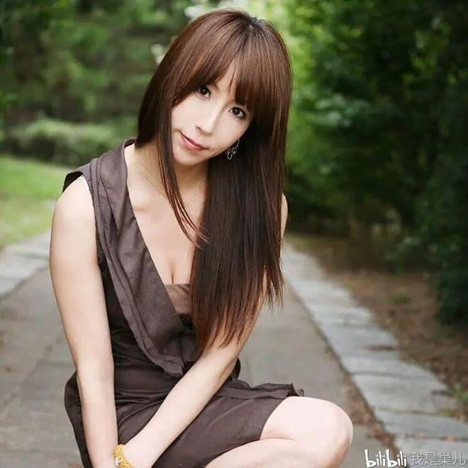 人妻熟妇在线视频精彩呈现，独家高清资源免费观看，性感少妇激情演绎