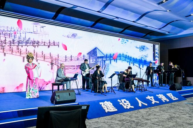 亚洲另类欧美日韩风潮席卷全球，独特美学，多元文化融合，引领时尚新趋势
