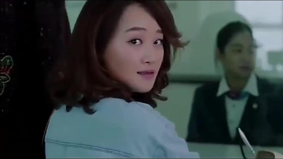 2.人妻一卡，解锁幸福密码，分享温暖日常，传递爱与力量