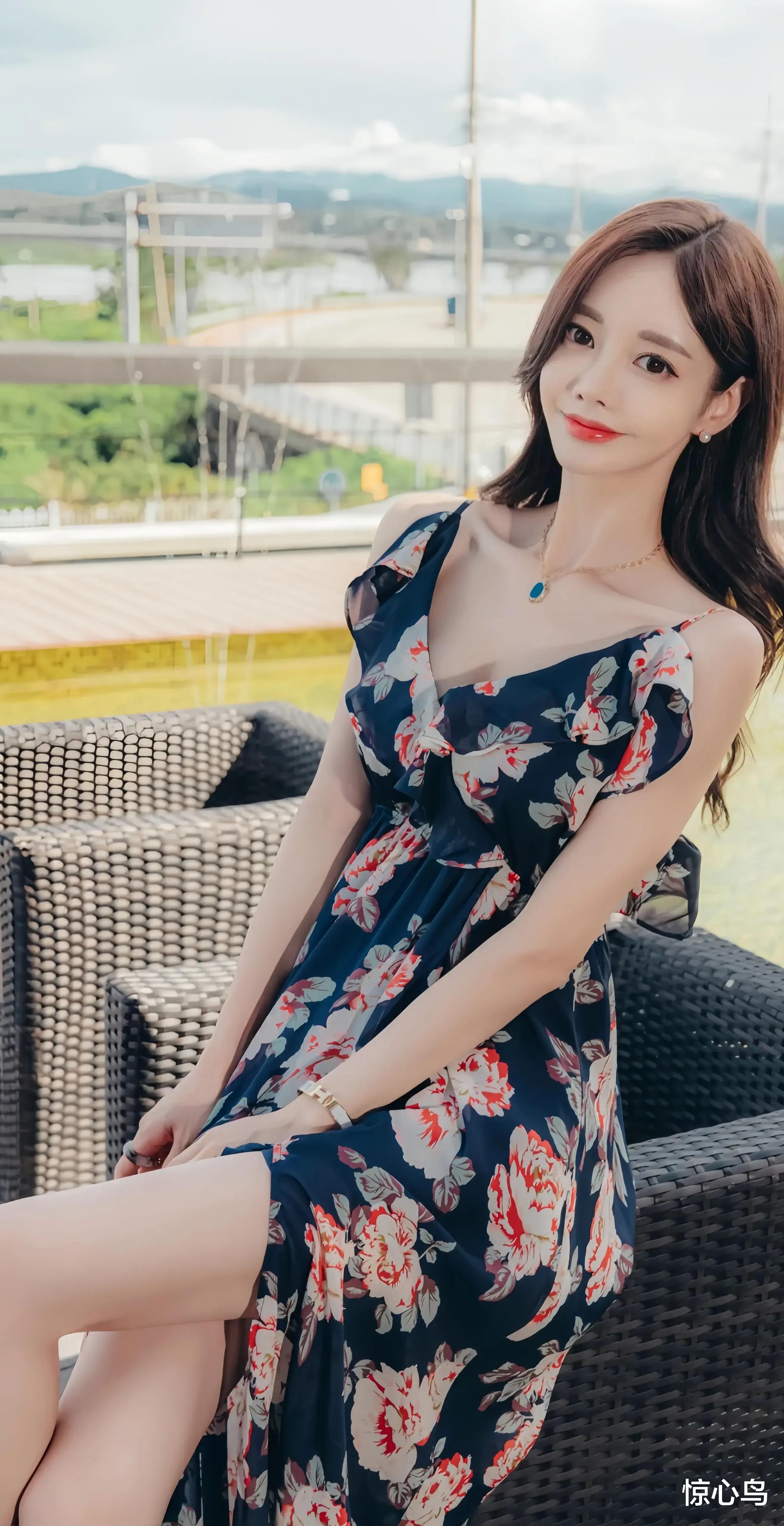 欧美熟妇搡BBBB水蜜桃的诱惑瞬间，成熟魅力四射，性感风情让人沉醉，尽显女性独特韵味