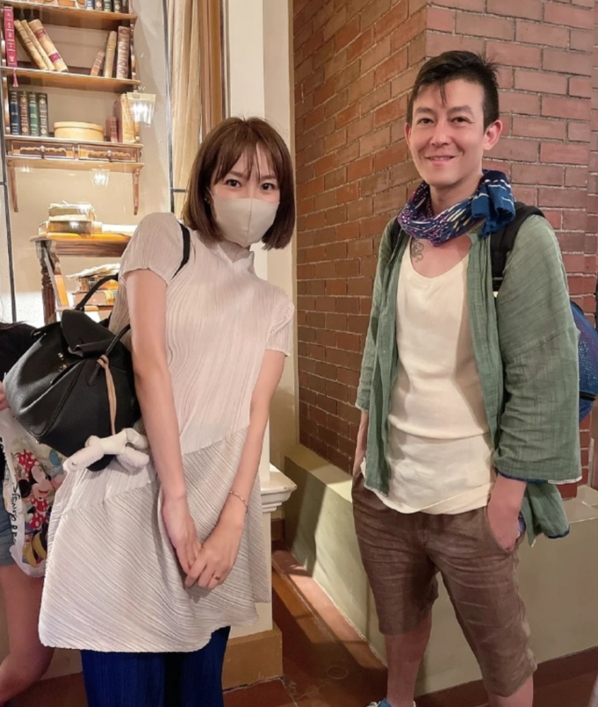 1.麻豆偷拍熟女人妻浜的秘密
