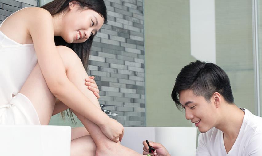 2.国产男人美女作爱，成人羞羞故事，深夜激情缠绵，欲望交织难舍难分