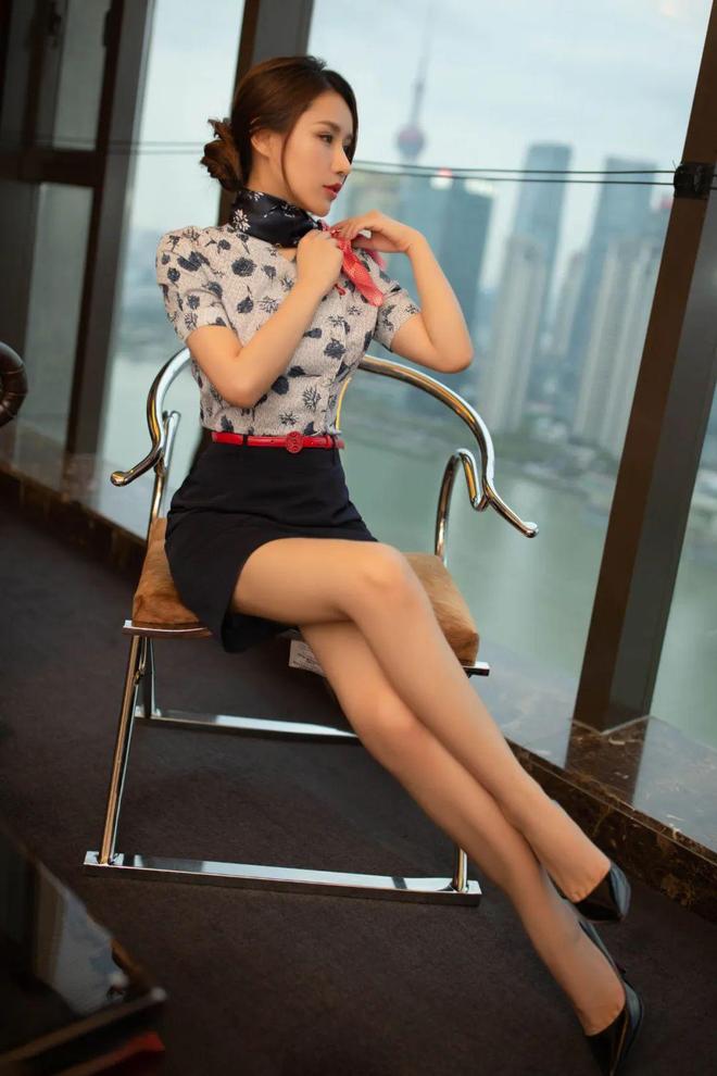 欧美制服丝袜视频在线观看，高清制服诱惑，丝袜美腿经典合集