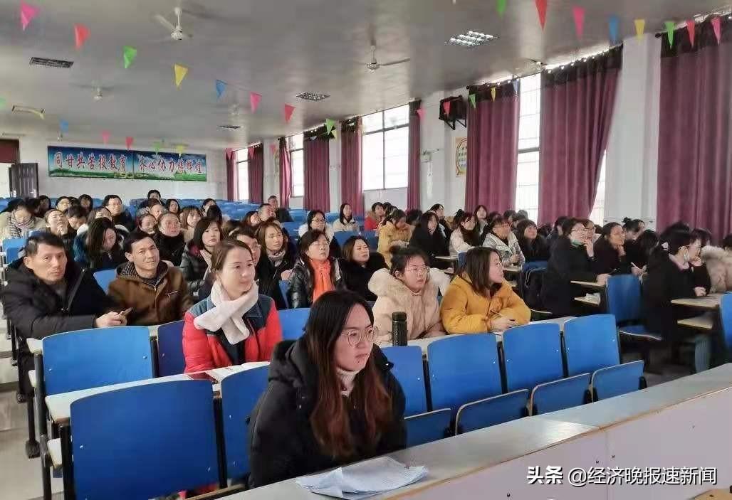 XXXXXL56edu409浜引领教育创新，探索未来学习模式，打造高效智慧课堂