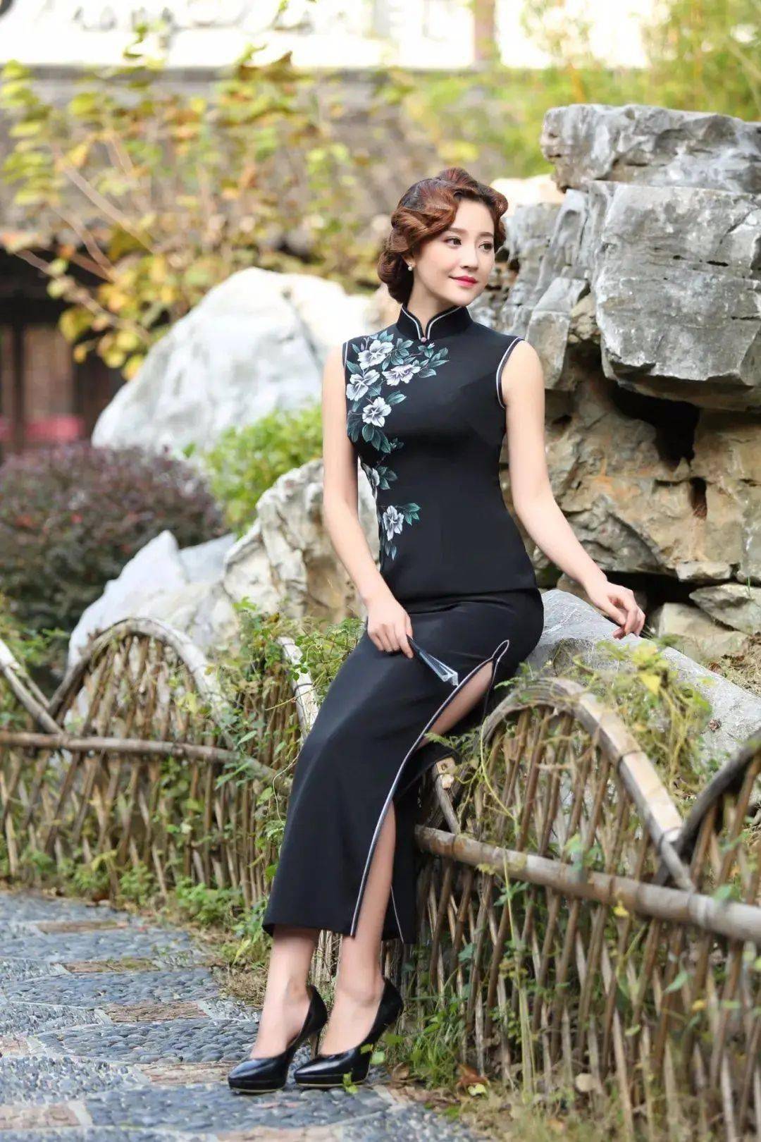 欧美老熟女俱乐部浜，经典韵味与时尚魅力，探索成熟女性的独特风采