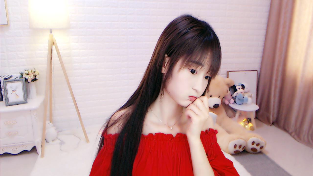 桃子Tk与vk浜视频合集，精彩片段一网打尽，不容错过的视觉盛宴