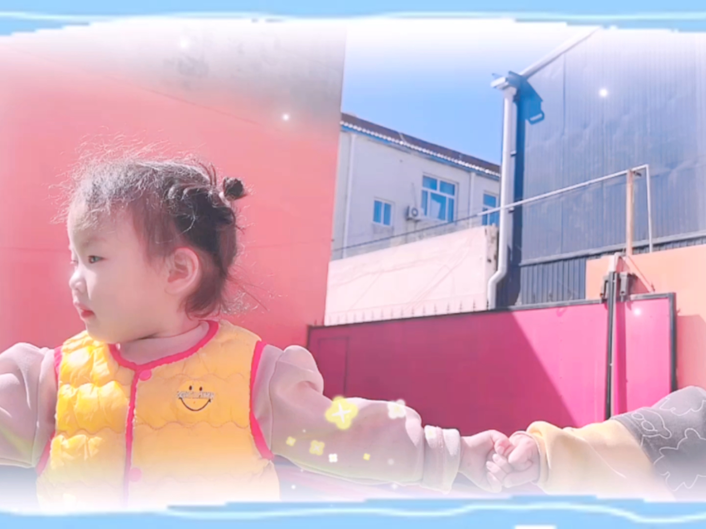 2.幼稚小孩拍视频，搞笑瞬间，童真乐趣，家庭欢乐记录