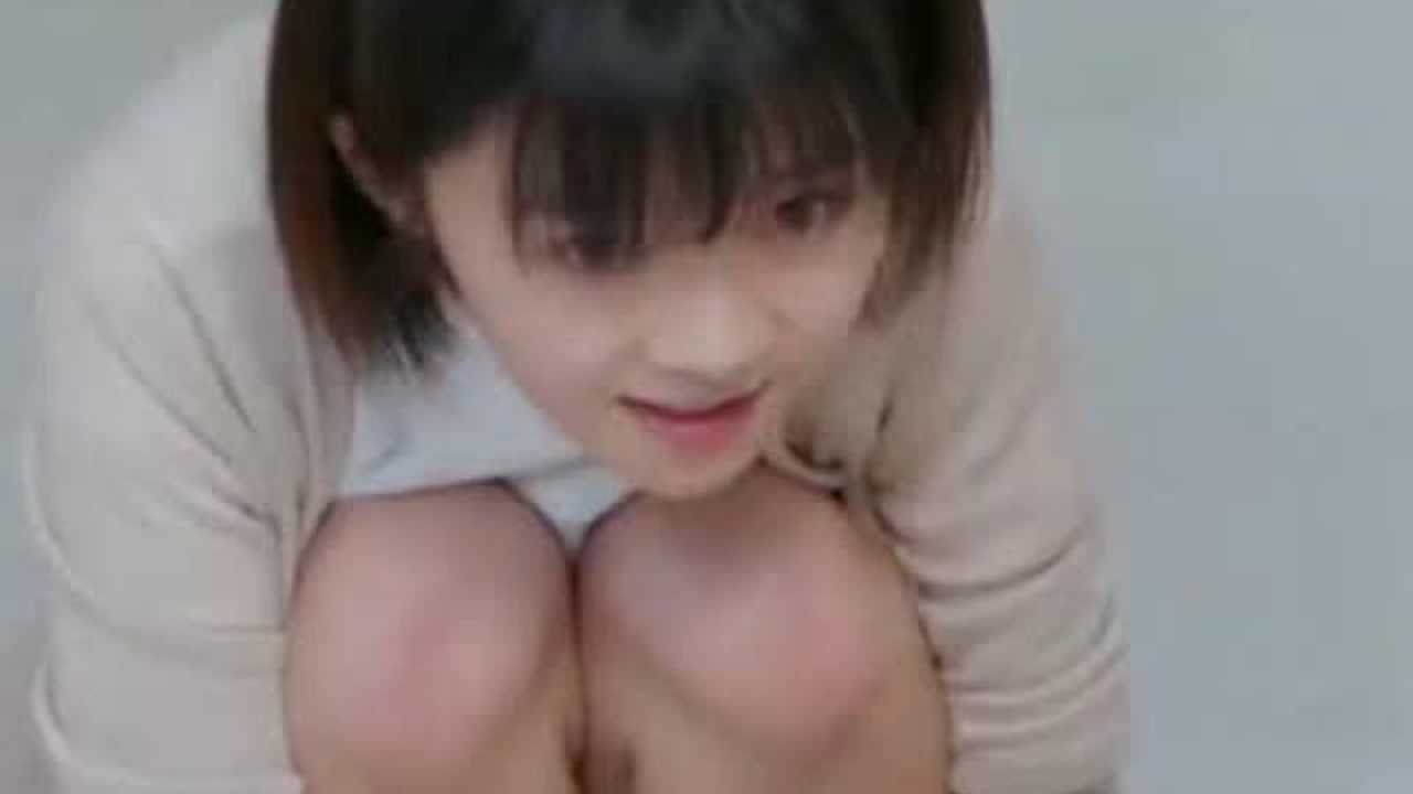女学生久久浜洗澡自慰引发热议，探讨隐私与道德边界，青春期的隐秘困扰