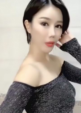 中文人妻温柔贤惠持家有道，美丽大方善解人意，家庭幸福美满令人羡慕