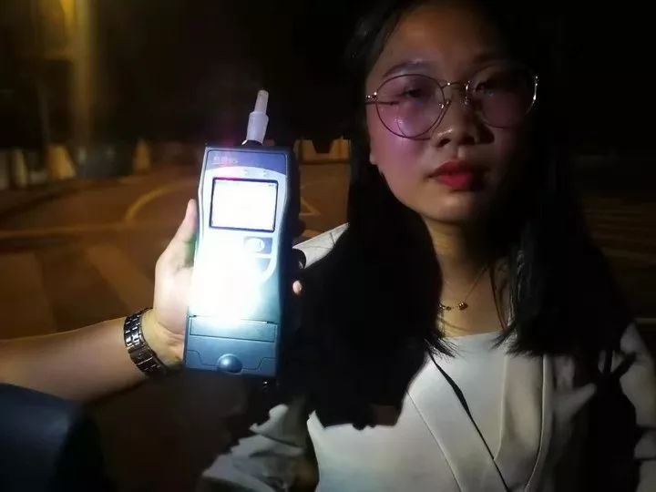 成人免费XXX在线观看浜浜激情热映限时畅享高清无码