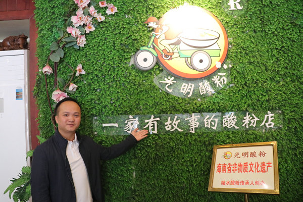 风流老女太婆A片传奇故事，激情岁月，晚年绽放别样风采