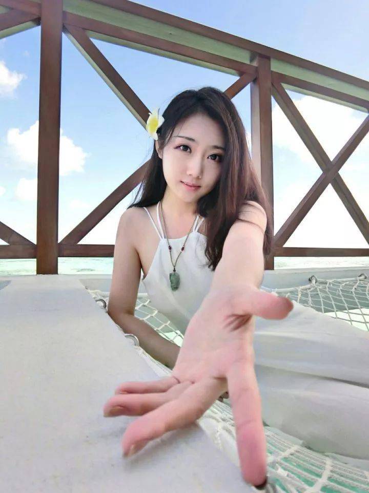 亚洲综合伊人无码风情万种，魅力无限，精彩纷呈