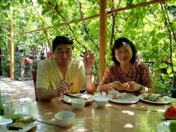 2.少妇AA的日常，优雅穿搭，幸福生活分享