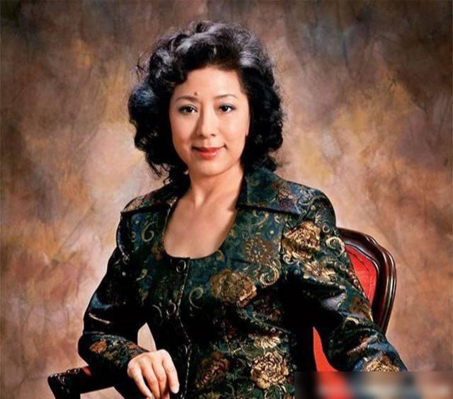 80岁老太婆一级毛片免费浜，高龄激情，禁忌之恋，深夜独享