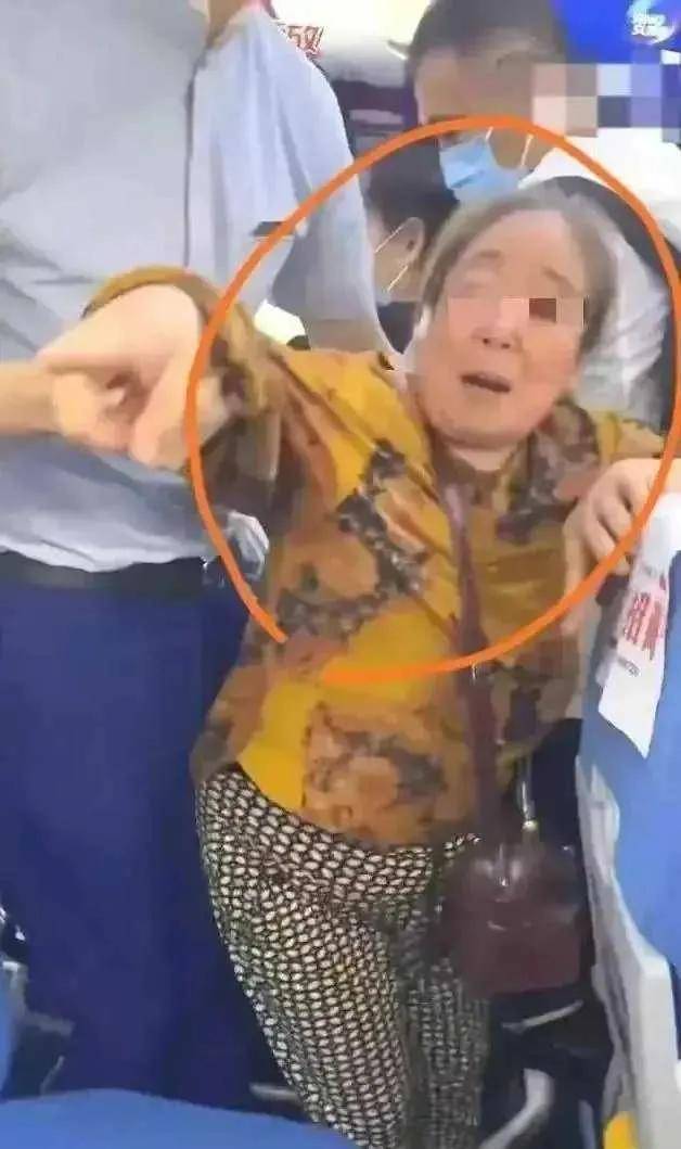1.老太做爱视频引发热议