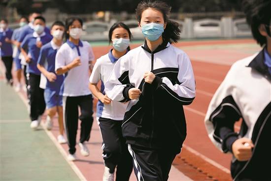 成人做爰黄AA片免费下载蘑菇浜，高清资源，快速获取，无广告观看