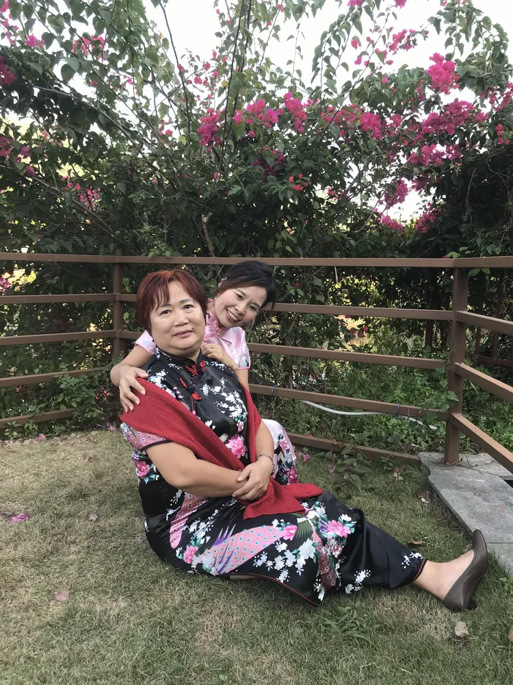 少妇乱子精品动人故事，温馨家庭，幸福生活点滴