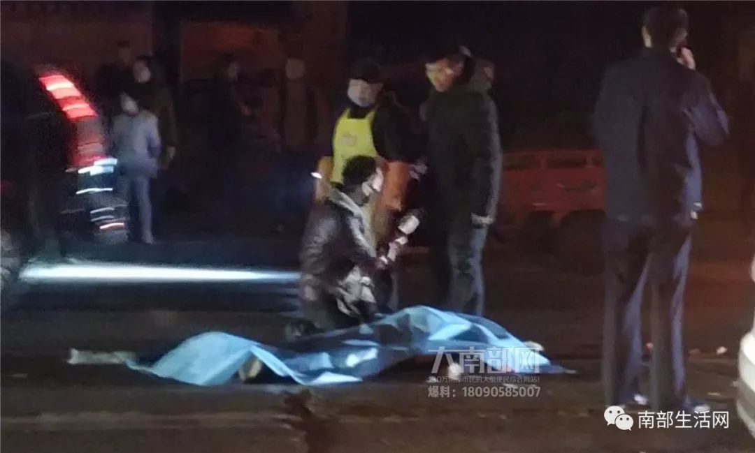 人妻超级碰碰夜夜无码免费97激情碰撞，浪漫邂逅，欲望交织