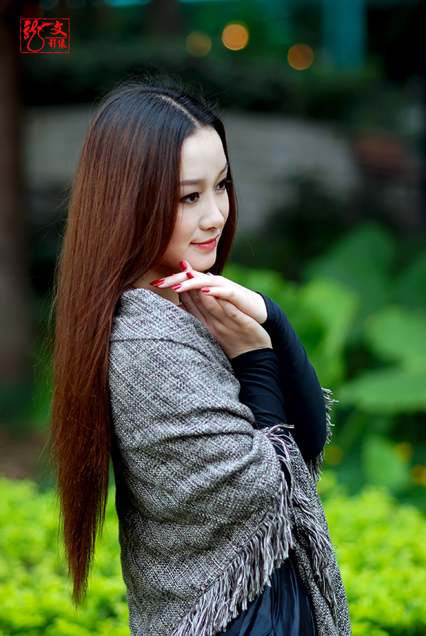 九月婷婷色韵绽放，秋意渐浓，温柔时光静好如诗