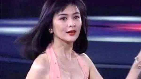关之琳一级毛片A惊艳亮相，经典画面重现，引发影迷热烈讨论