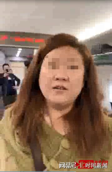 东北女人潮喷视频浜，真实记录，激情瞬间，高清画质，独家揭秘