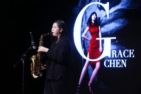 真实的中国女人做爱浜故事，探索情感与欲望，揭秘现代女性内心世界