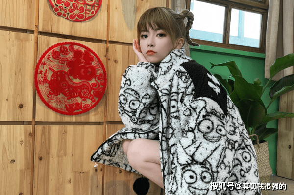 1.精品无码人妻一区二区免白雪公主热播