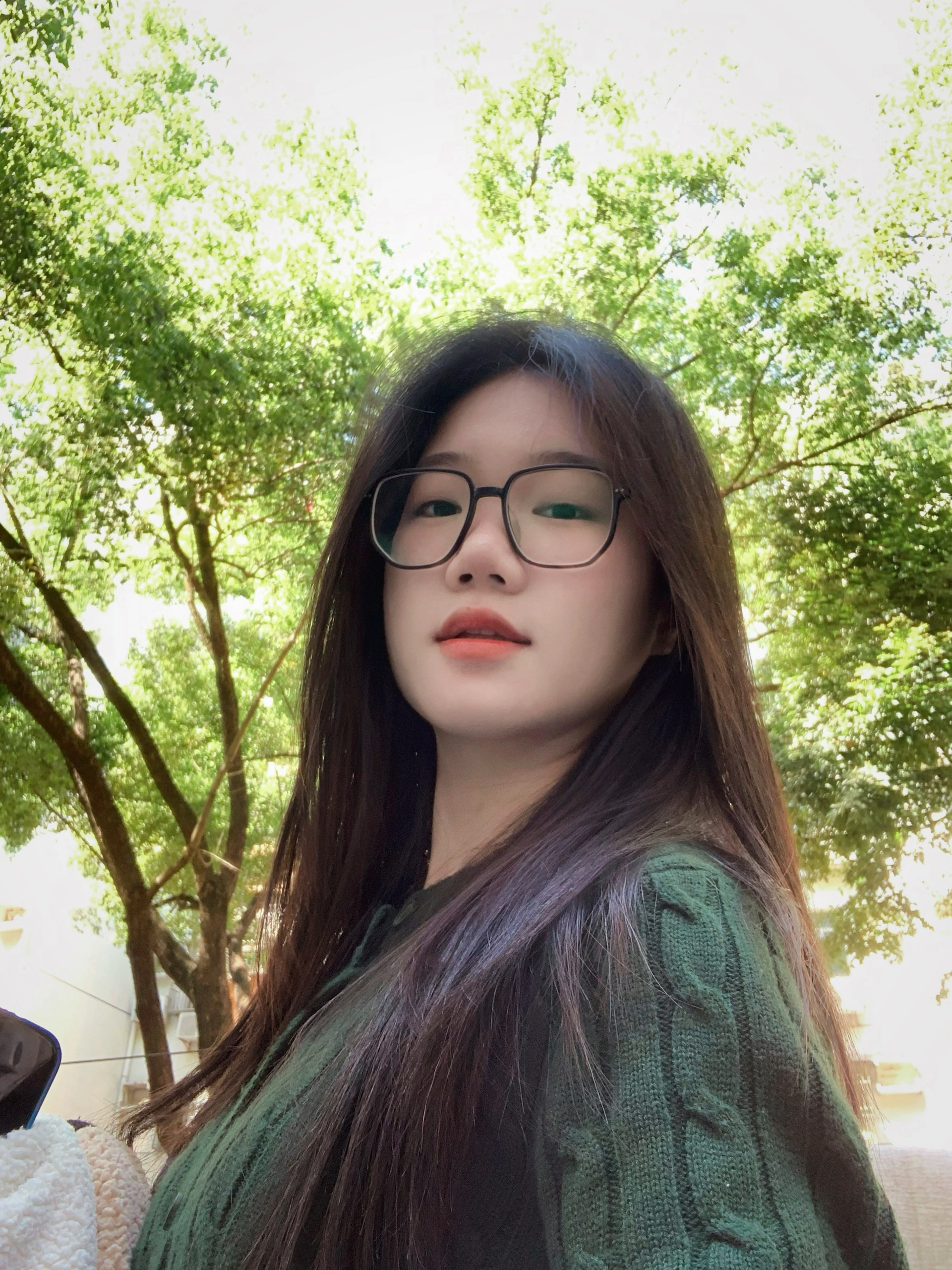青春草自拍视频记录美好瞬间，展现自然风采，留下青春印记