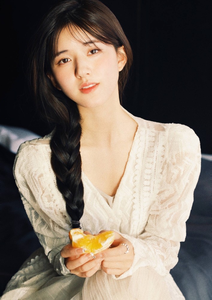 国产XXX69张柏芝惊艳亮相新片造型曝光引热议 国产XXX69张柏芝惊艳亮相新片造型曝光引热议