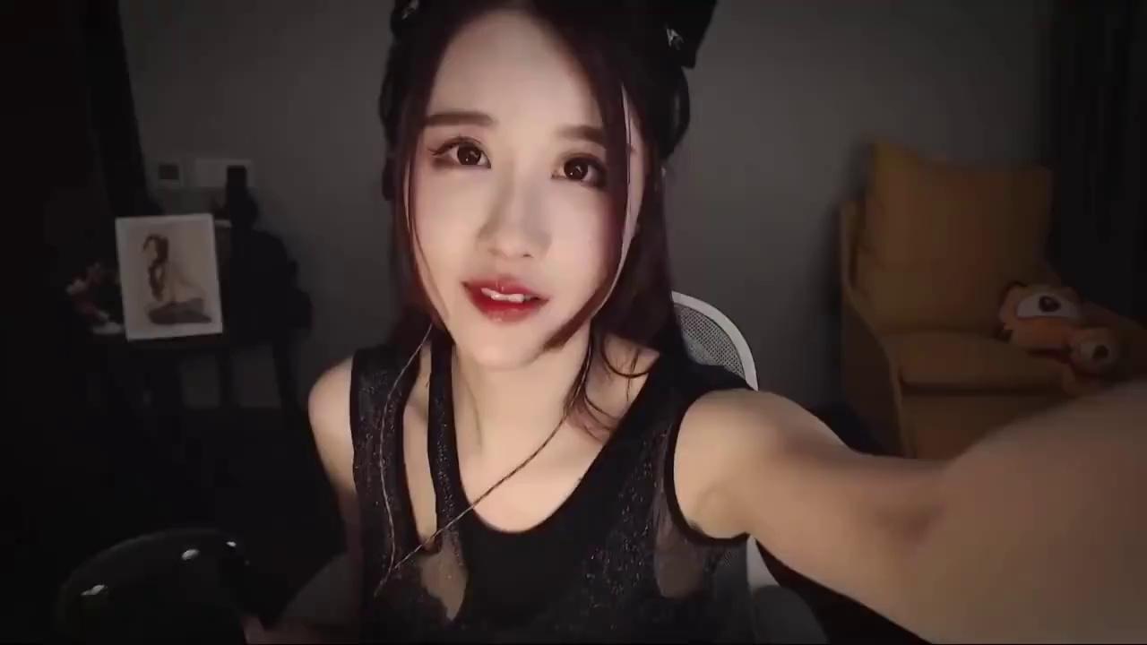 撸撸社视频一二 精彩片段合集 超清画质 流畅播放 不容错过
