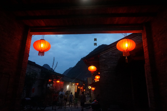 老熟妇3浜的精彩人生故事，展现成熟魅力，品味岁月沉淀的美好